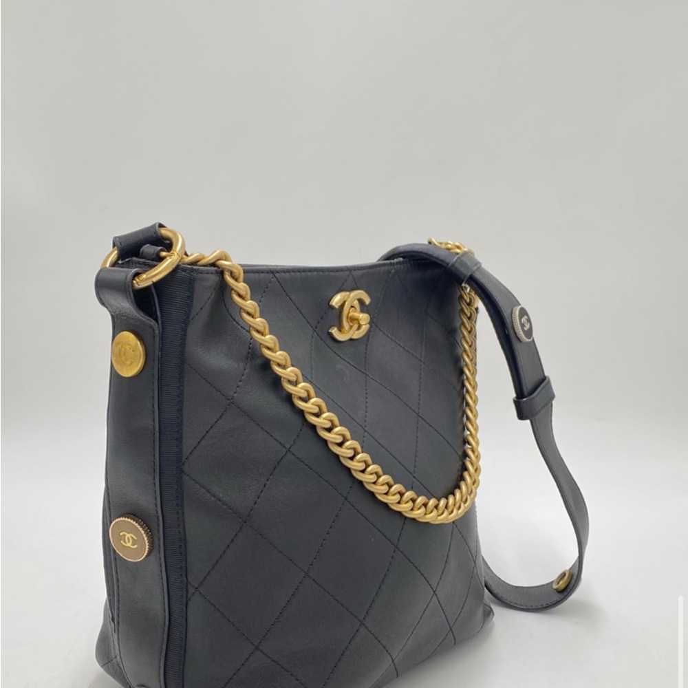 CHANEL Black and Gold Quilted Shoulder Bag with Chain Strap